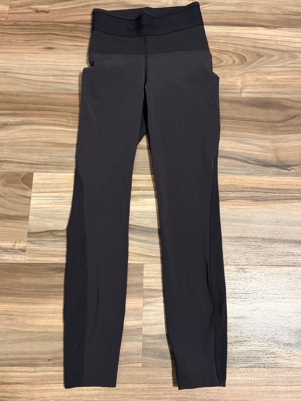 Lululemon Leggings Women’s Size 4 Black  Leggings Tights Yoga Compression